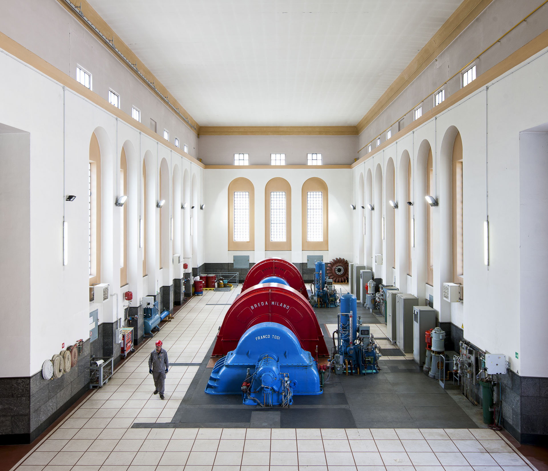 Centrale di produzione energia idroelettrica rinnovabile Perreres 